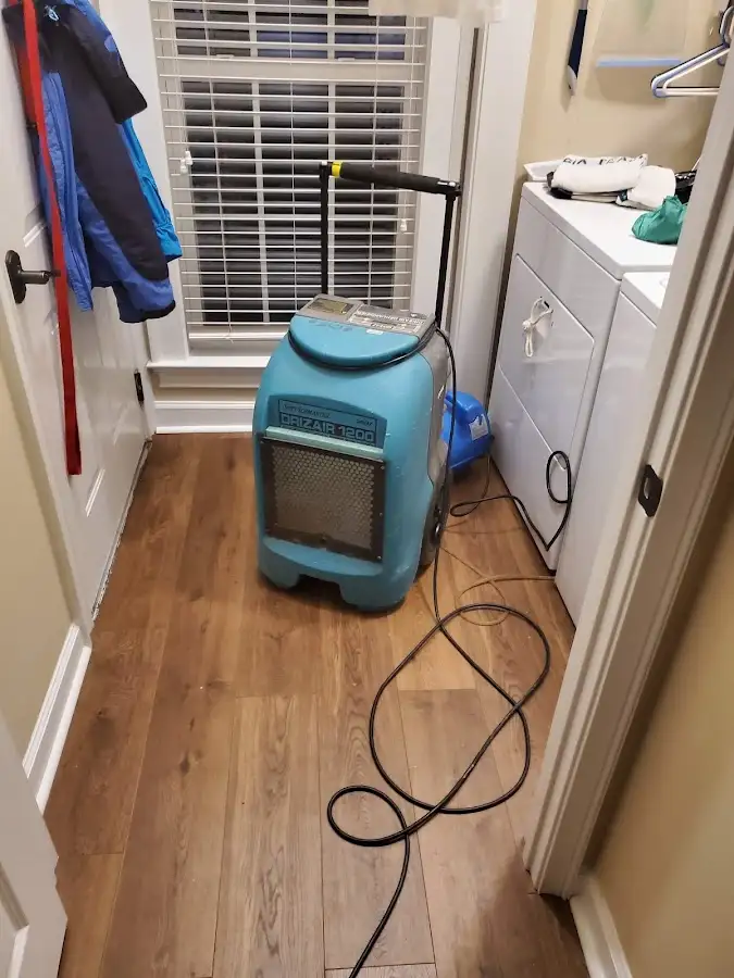 Commercial dehumidifier deployed for Flood Damage Cleanup in Ocean